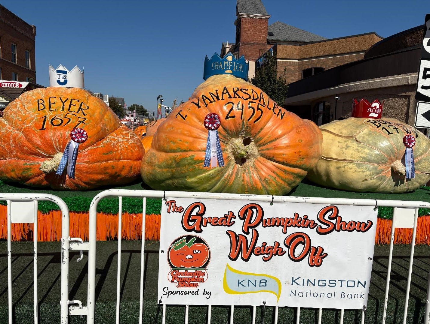 Circleville Pumpkin Show Crowns 2,455-Pound Record-Holding Pumpkin