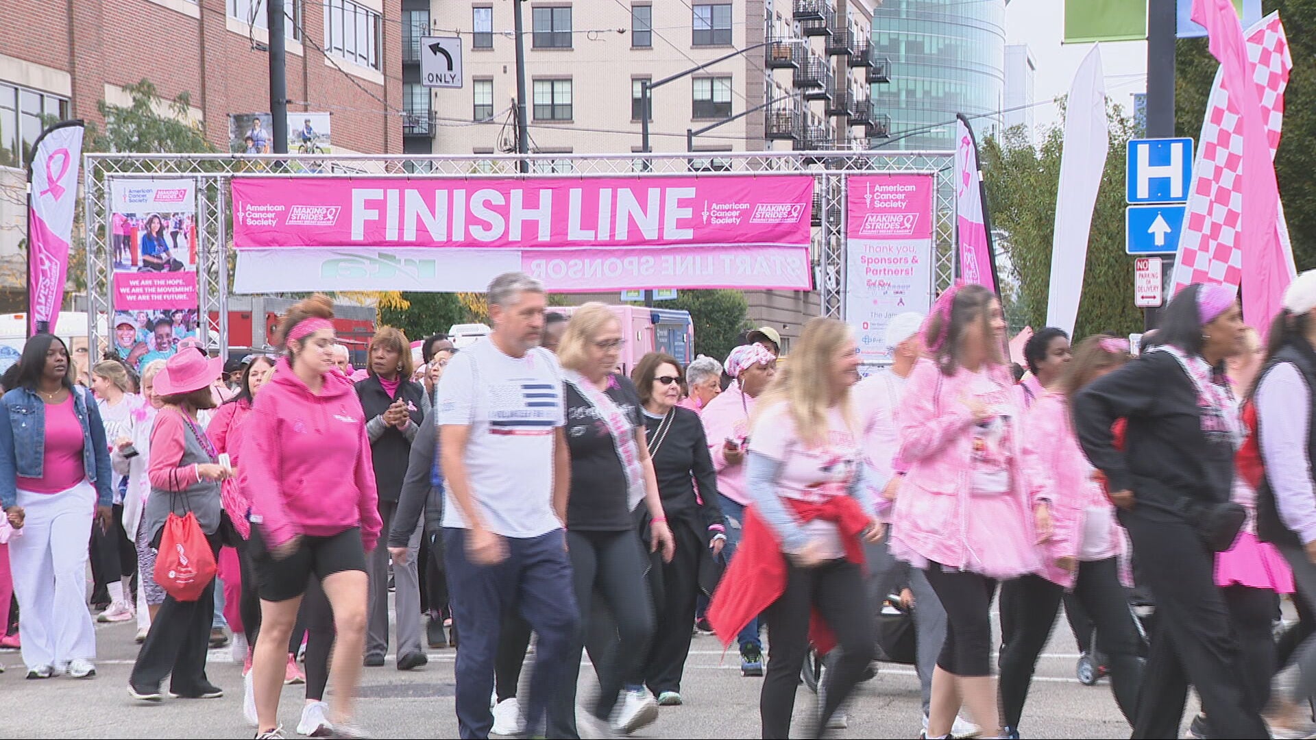 Thousands Gather for 28th Annual Making Strides Cancer Walk in Dayton